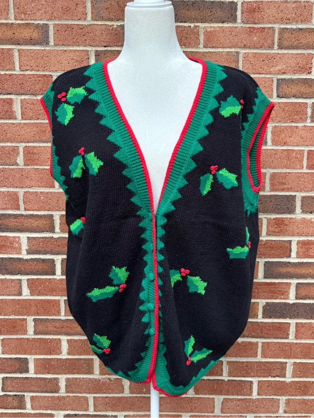 Vintage Bechamel Christmas Holly Sweater Vest Size 1X Black Red Green